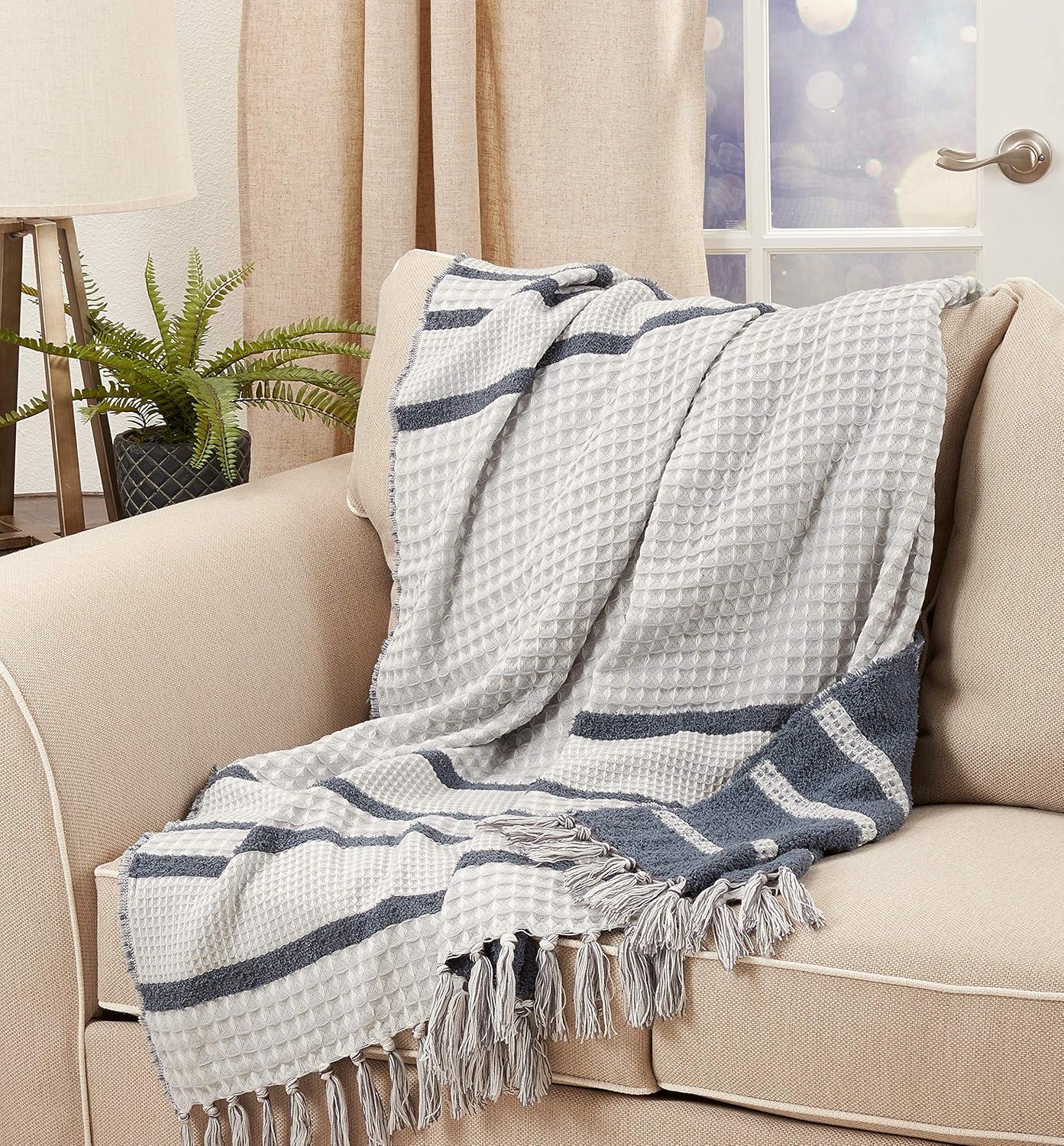 Saro Lifestyle Waffle Weave Reversible Throw Blanket