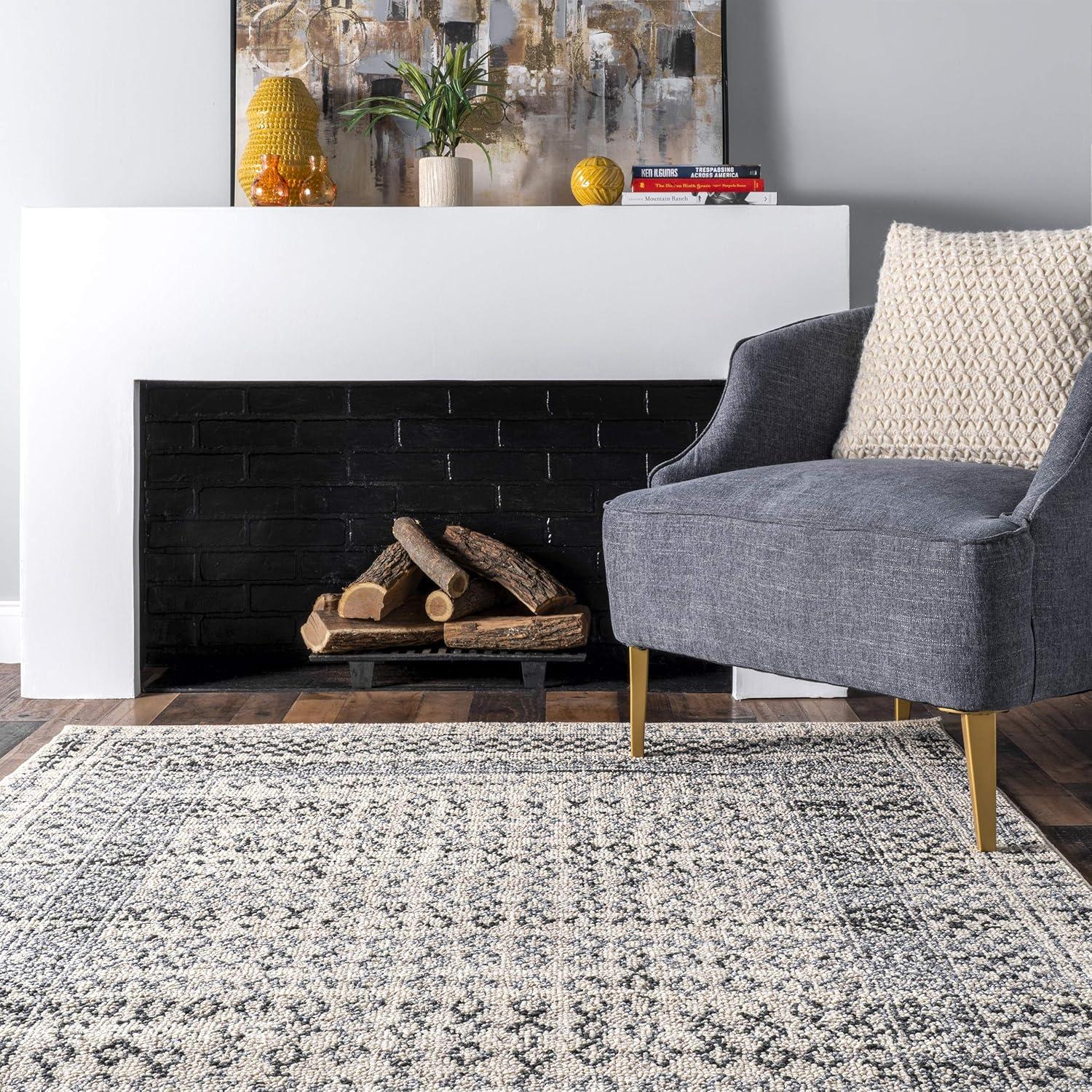 Nuloom Elodie Distressed Diamonds Indoor Area Rug