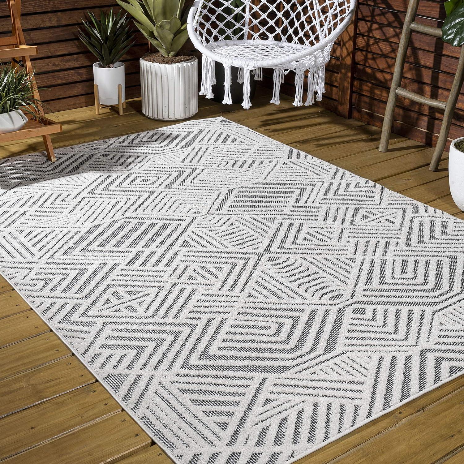 4'x6' Jordan High-Low Pile Art Deco Geometric Indoor/Outdoor Area Rug, White/Black - JONATHAN Y