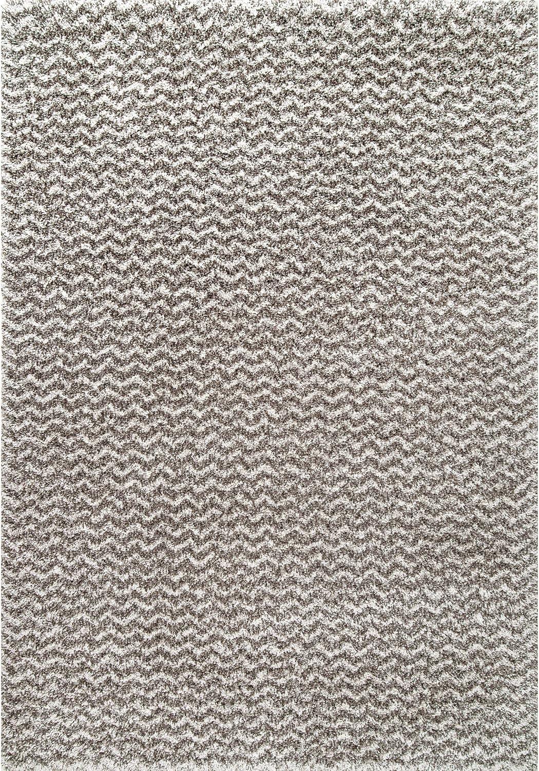 nuLOOM Cuellar Chevron Shaggy Area Rug