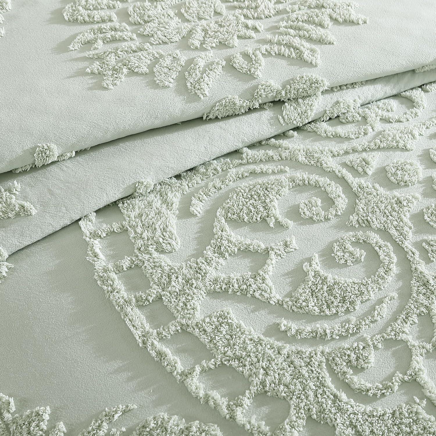 Beatrice Home Fashions Medallion Chenille Bedspread, Full, Sage