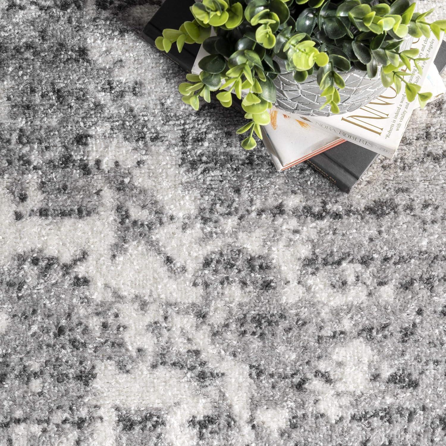 Elysian Clouds Abstract Gray Synthetic 5' x 8' Area Rug