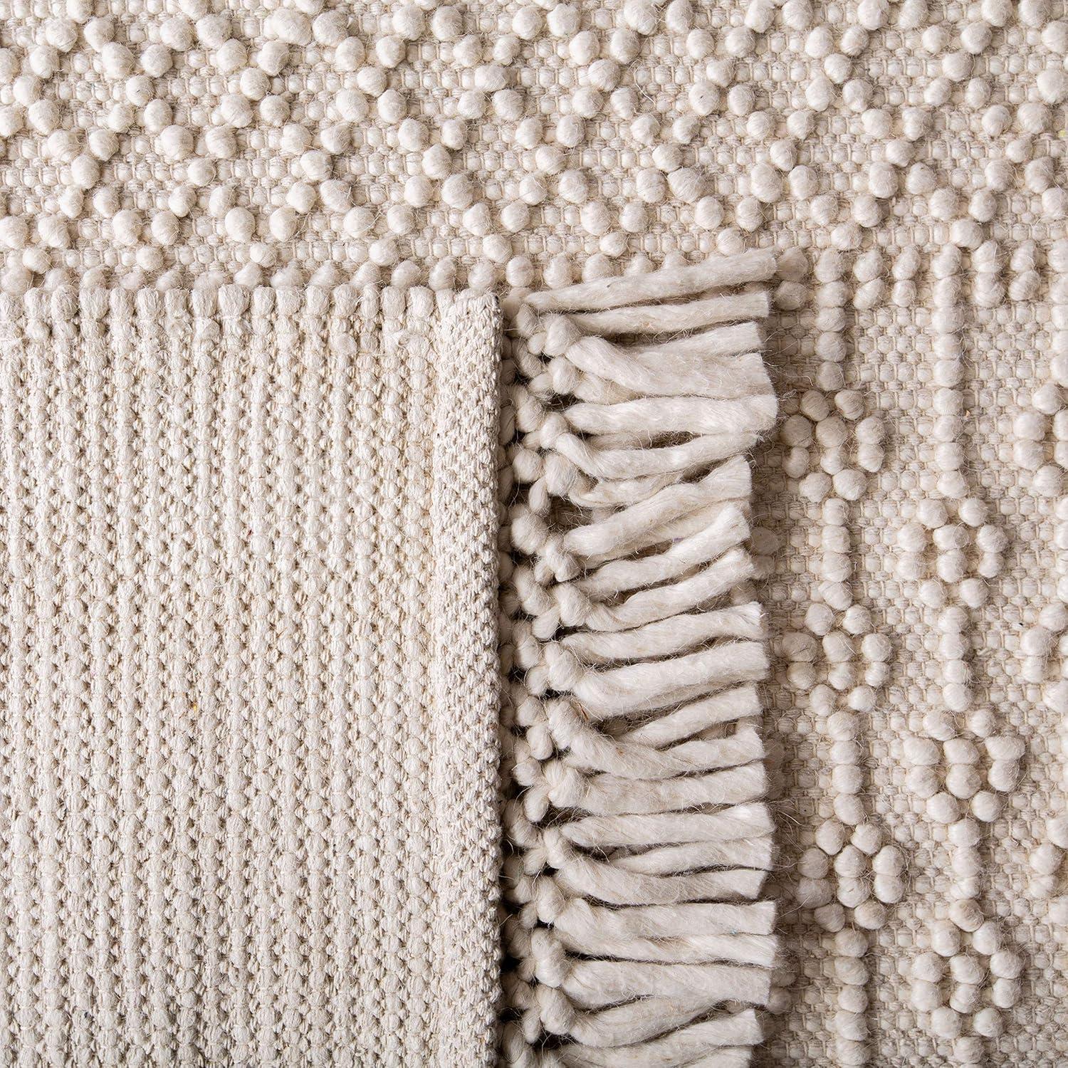 SAFAVIEH Natura Cordelia Southwestern Wool Area Rug, Ivory, 10' x 14'