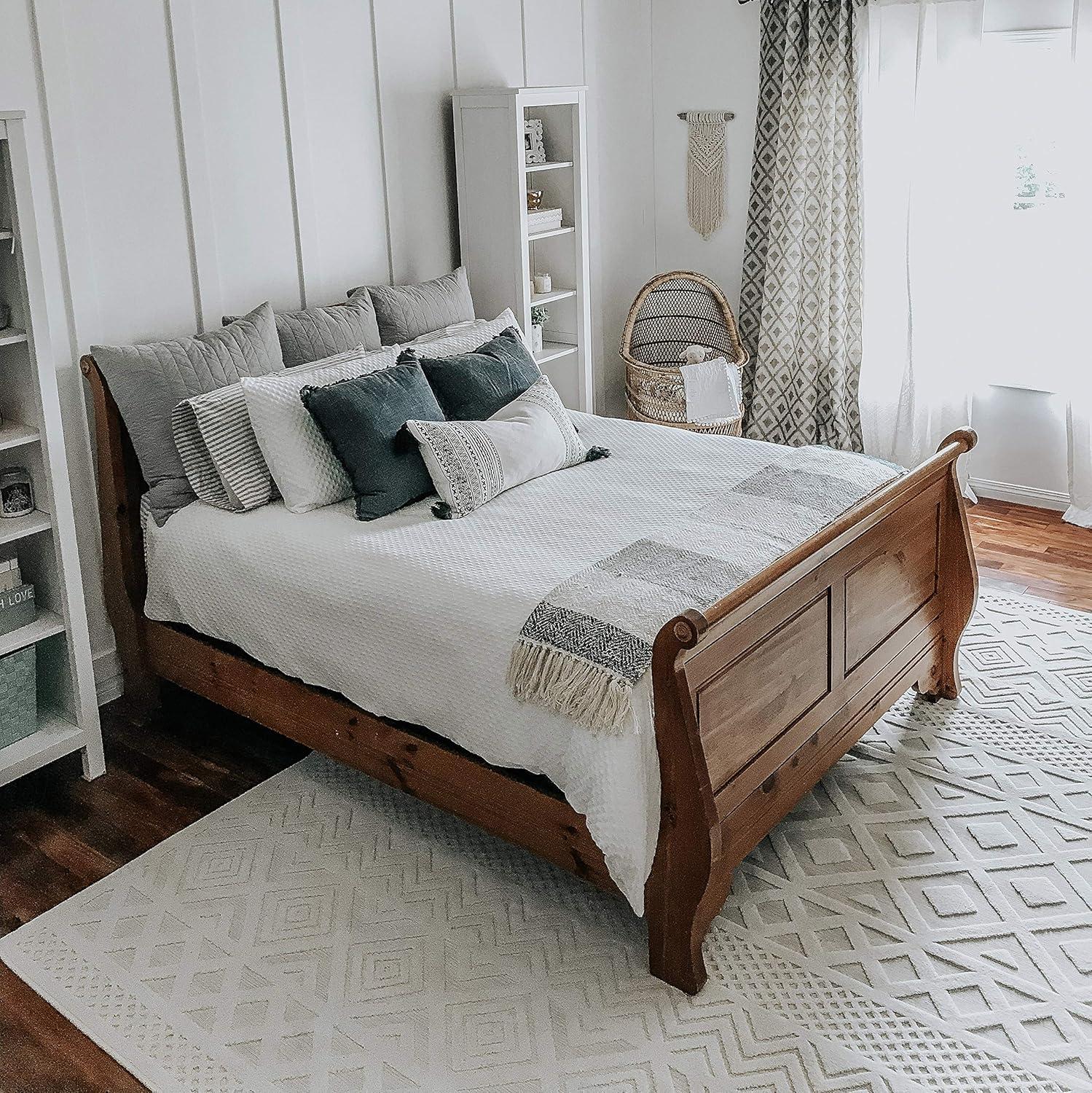 Better Homes & Gardens Diamond Coast Area Rug, 5'3" x 7'6"