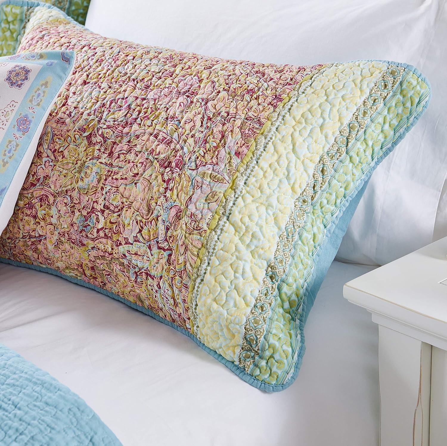 Palisades Floral Bedspread Set