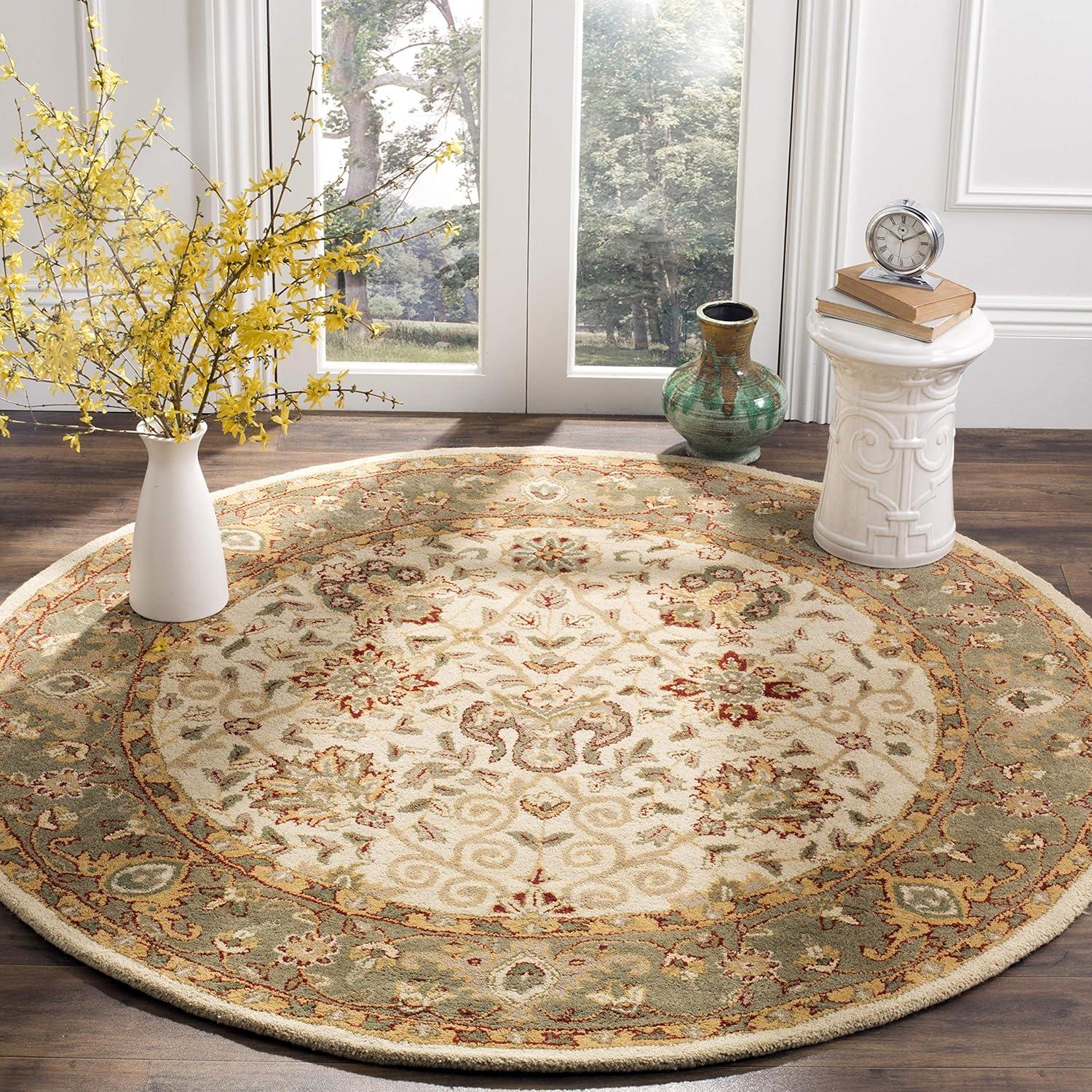 SAFAVIEH Antiquity Lilibeth Traditional Floral Wool Area Rug, Ivory, 4'6" x 6'6" Oval