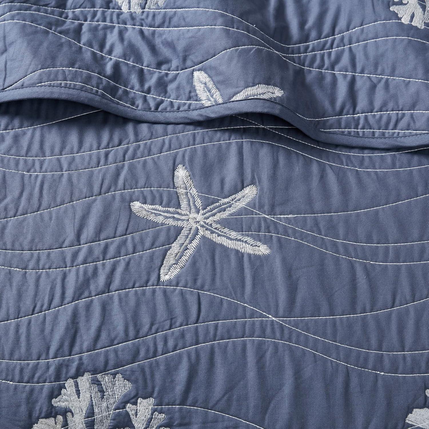 Seaside 4 Piece Cotton Reversible Embroidered Quilt Set