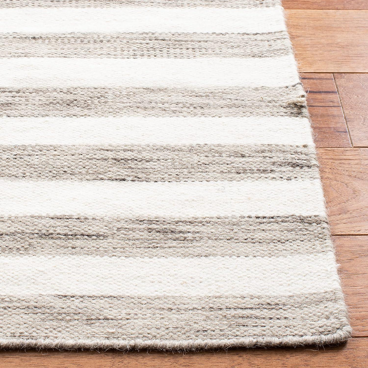 Dhurries DHU575 Hand Woven Area Rug  - Safavieh