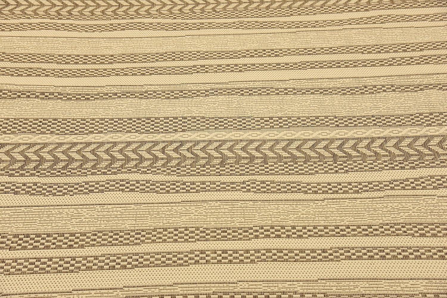 Unique Loom Lines Outdoor 5 x 8 (ft) Loomed Polypropylene Brown/Beige Rectangular Indoor/Outdoor Geometric French Country Area rug