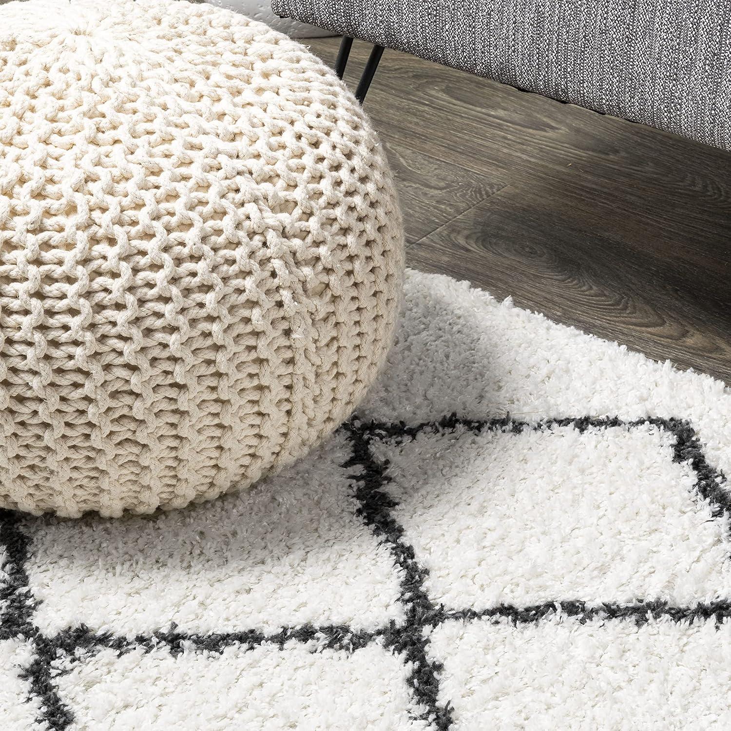 5'x8' Cami Moroccan Style Diamond Shag Area Rug, White - JONATHAN Y