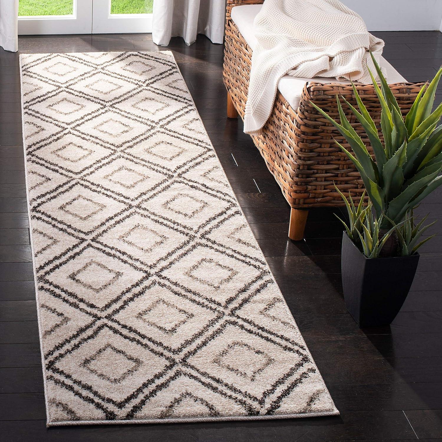 SAFAVIEH Tunisia Mandy Geometric Diamonds Area Rug, Anthracite/Cream, 8' x 10'