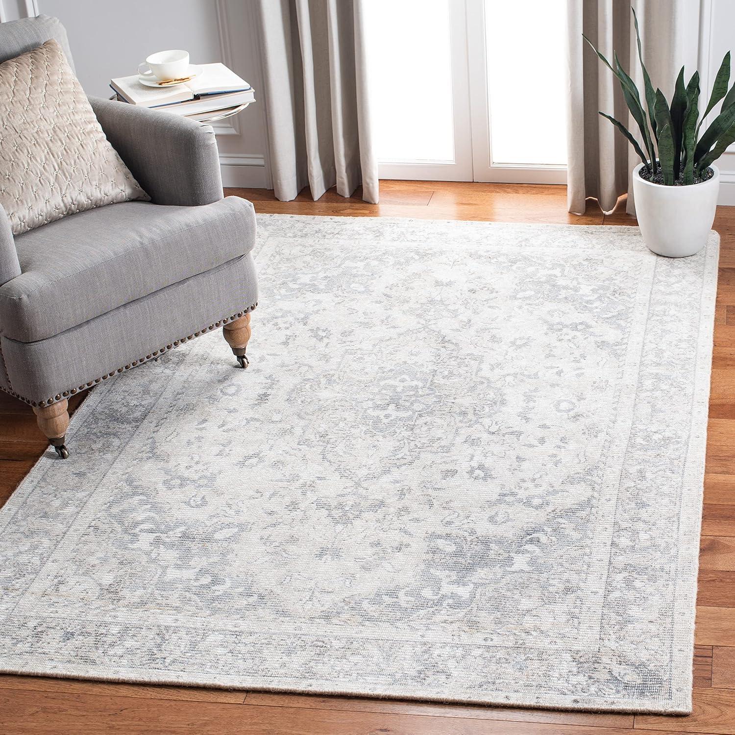 Safavieh Hand Loomed 50% Wool, 50% Viscose Oriental Rug