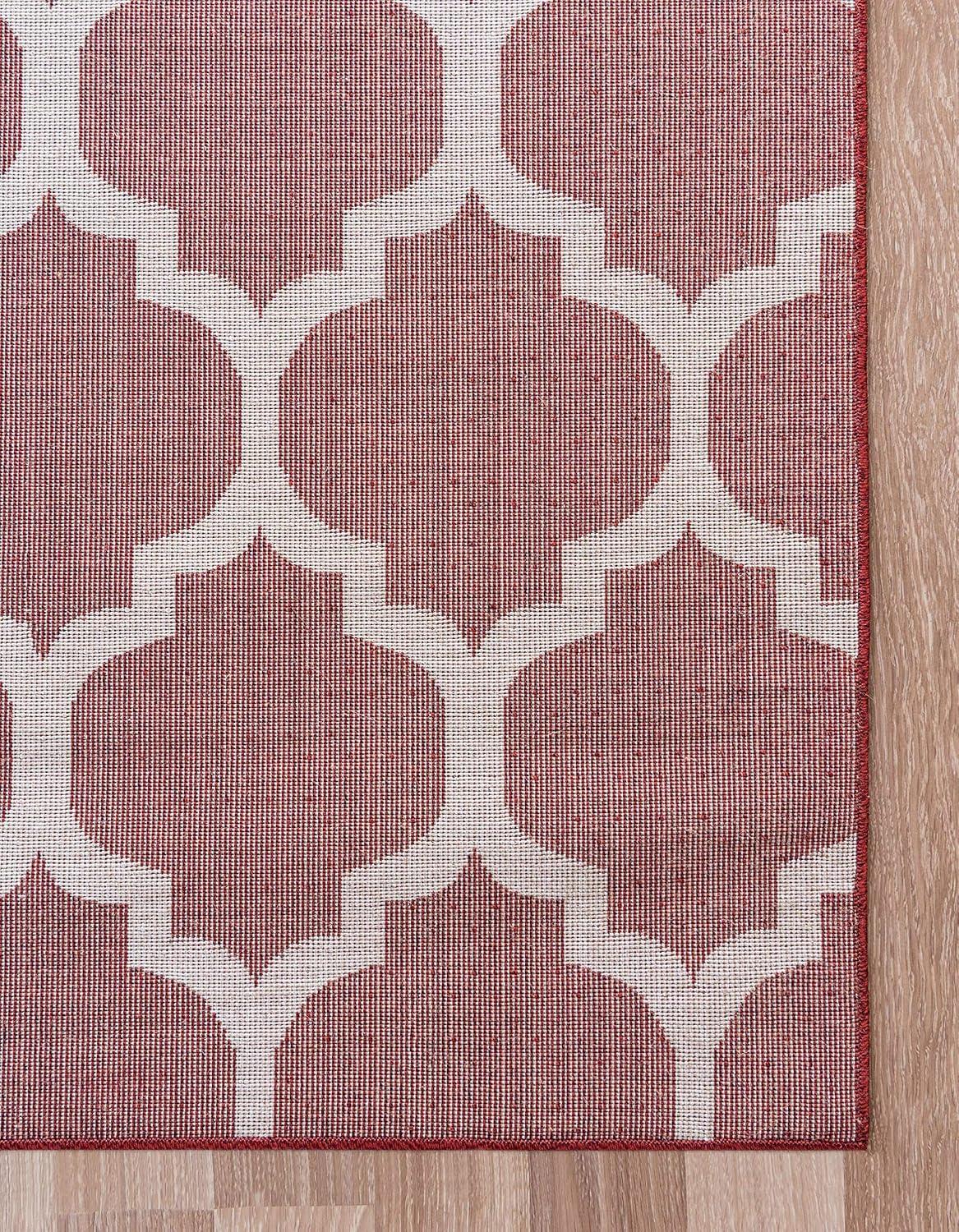 Rectangular Red Trellis Synthetic Indoor Area Rug