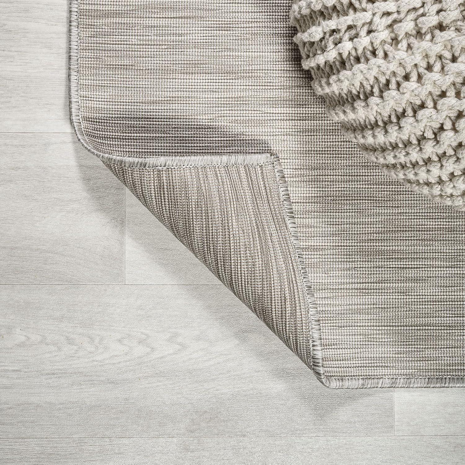 5'x8' Ethan Modern Flatweave Solid  Area Rug, Light Gray - JONATHAN Y