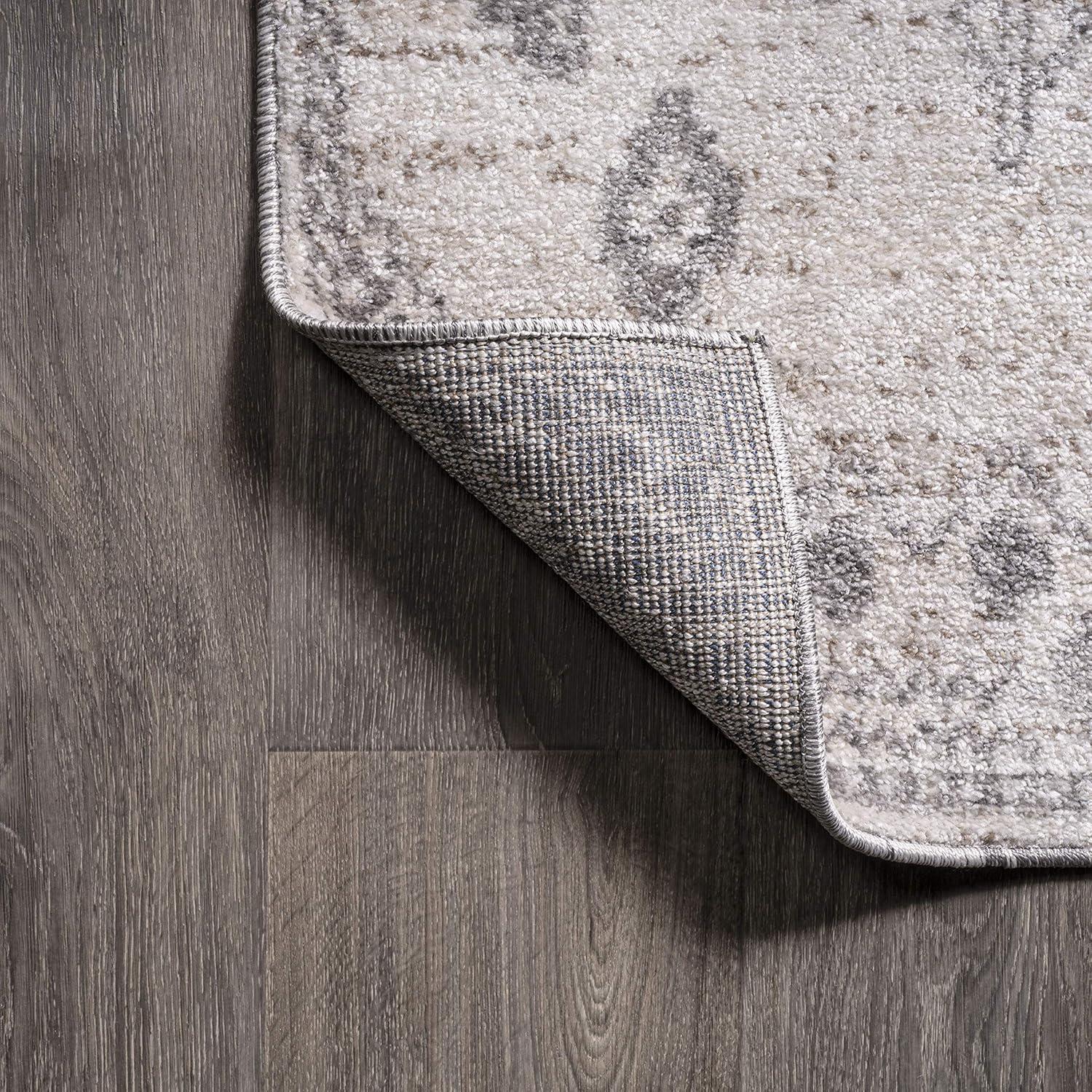 3'x5' Idris  Diamond Geometric Area Rug, Gray/Beige - JONATHAN Y