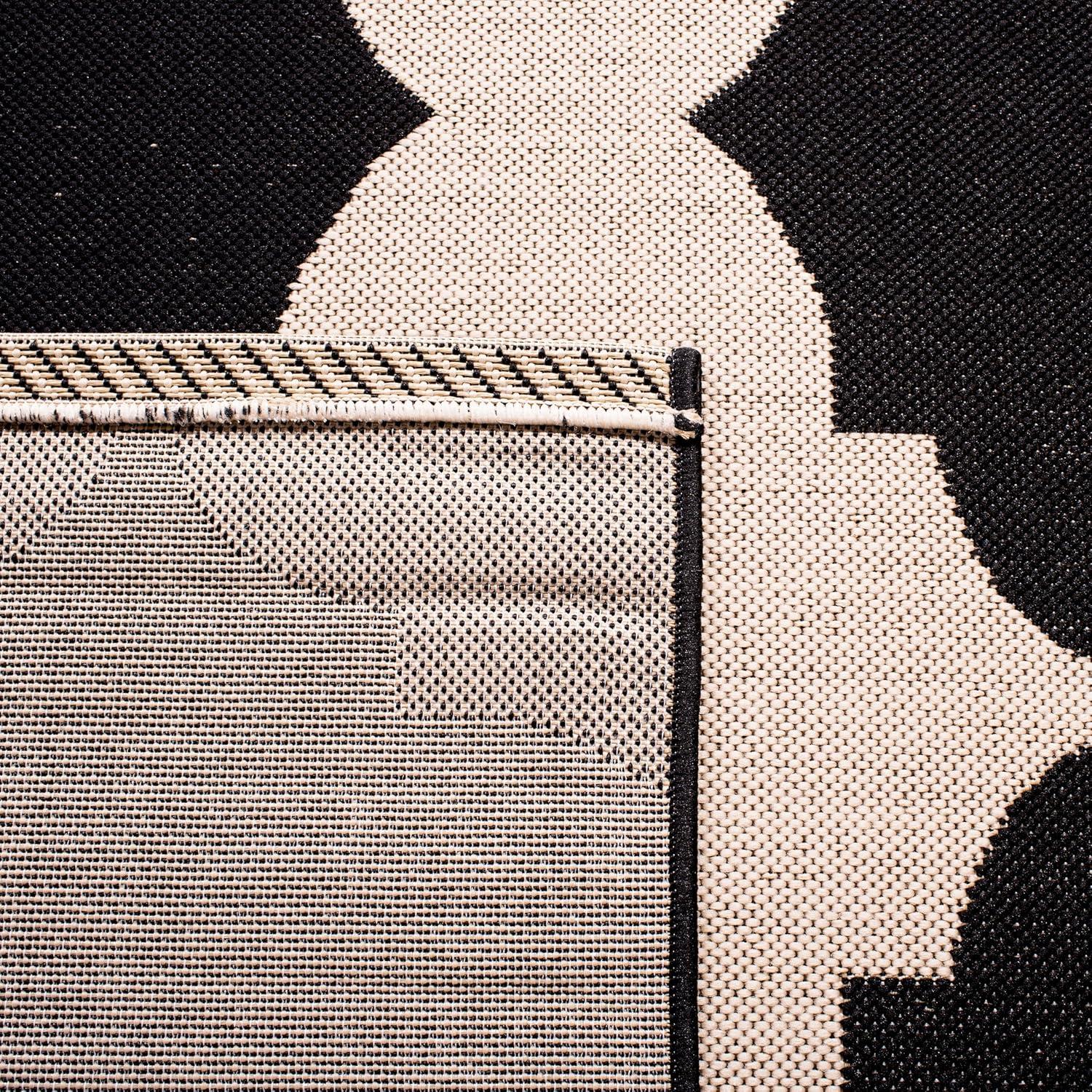 SAFAVIEH Courtyard Elwyn Geometric Trellis Indoor/Outdoor Area Rug, 2' x 3'7", Beige/Black