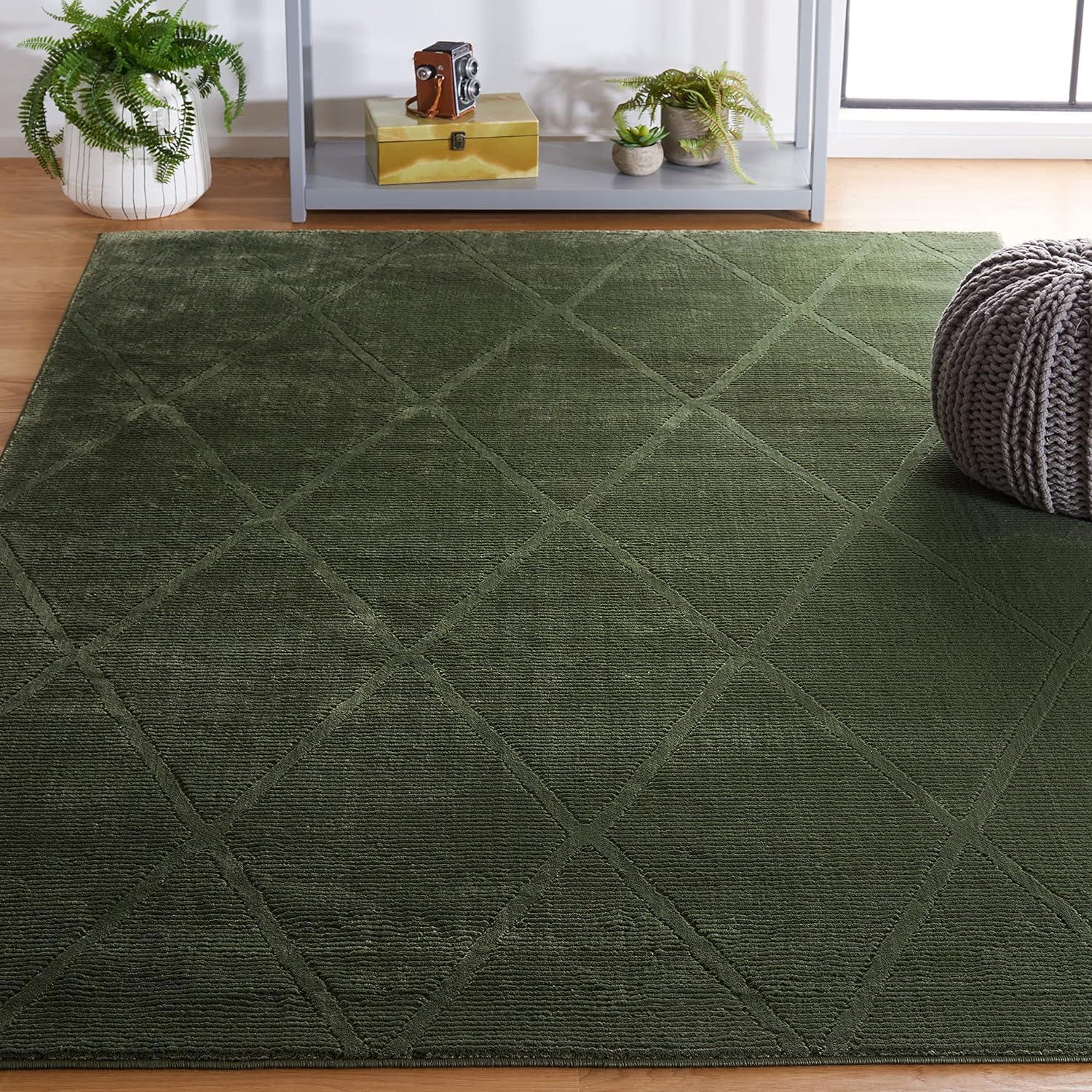 SAFAVIEH Revive Collection Area Rug - 5'3" x 7'7", Green, Trellis Design, Non-Shedding & Easy Care, Ideal for High Traffic Areas in Living Room, Bedroom (REV104Y)