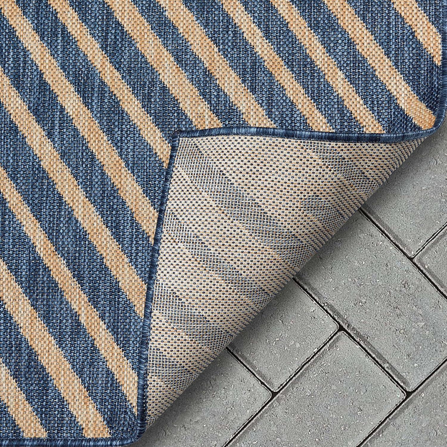 Well Woven Kesia Modern Stripes Indoor/Outdoor Gray Flat-Weave Rug