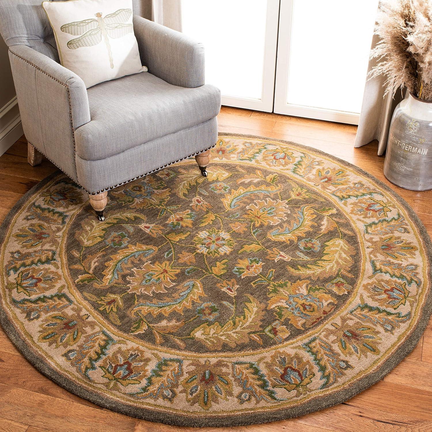 SAFAVIEH Heritage Wight Traditional Wool Area Rug, Green/Beige, 6' x 6' Round