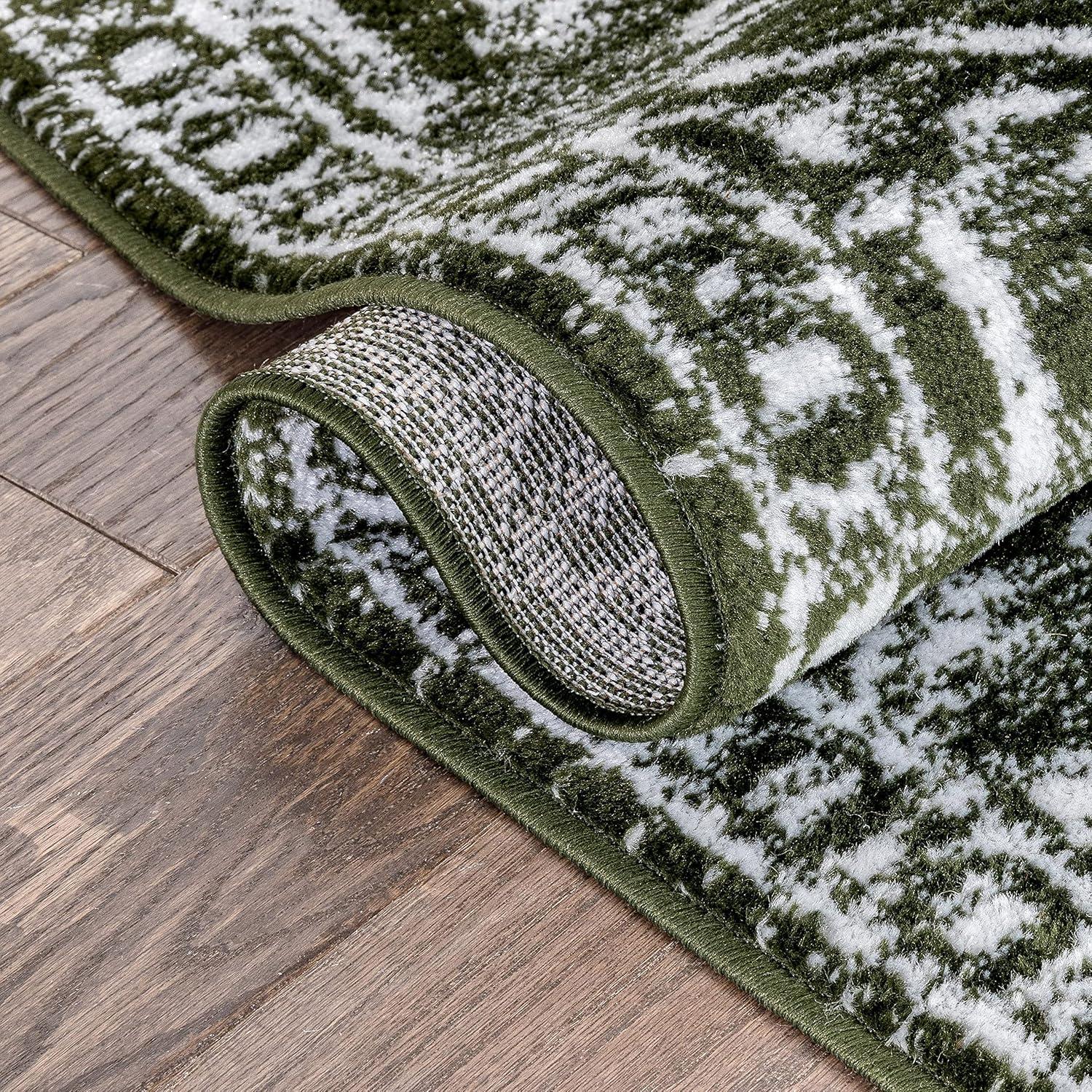 Well Woven Dazzle DISA Vintage Medallion Green Soft 3'11" x 5'3" Area Rug