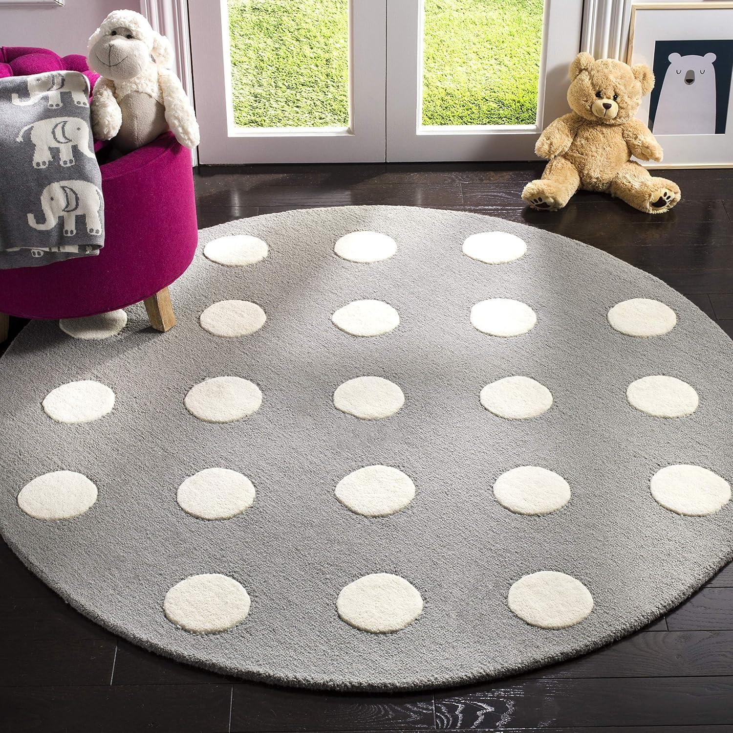 Safavieh Kids SFK904 Hand Tufted Area Rug  - Safavieh