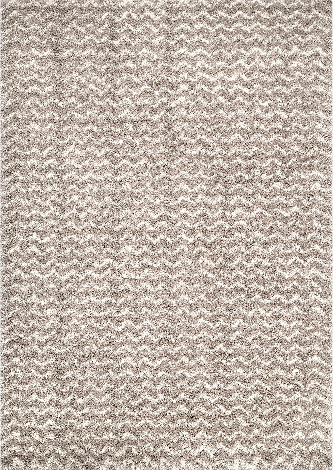 Nuloom Cuellar Chevron Shaggy Indoor Area Rug