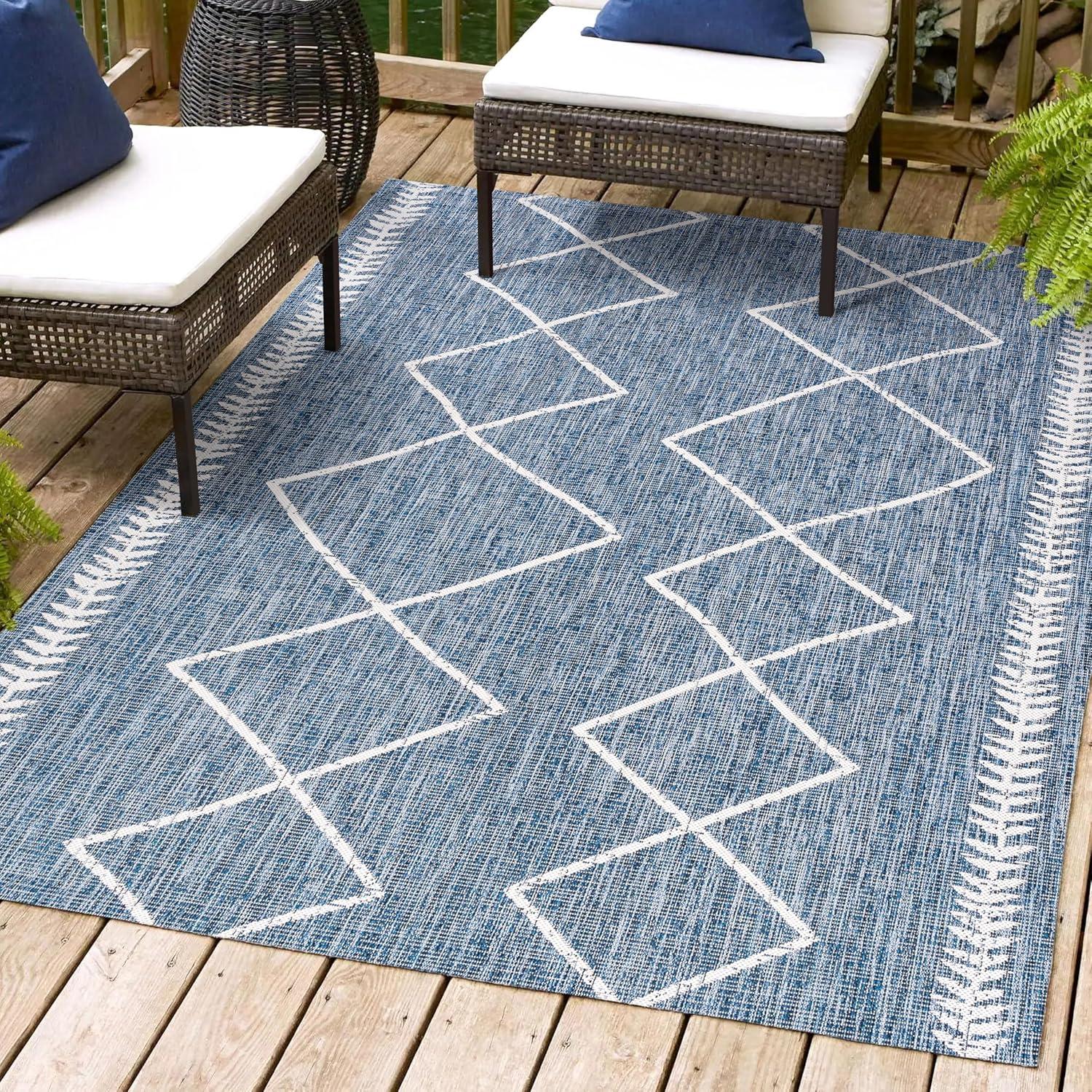 Derya Diamond Trellis Indoor/Outdoor Area Rug - JONATHAN Y