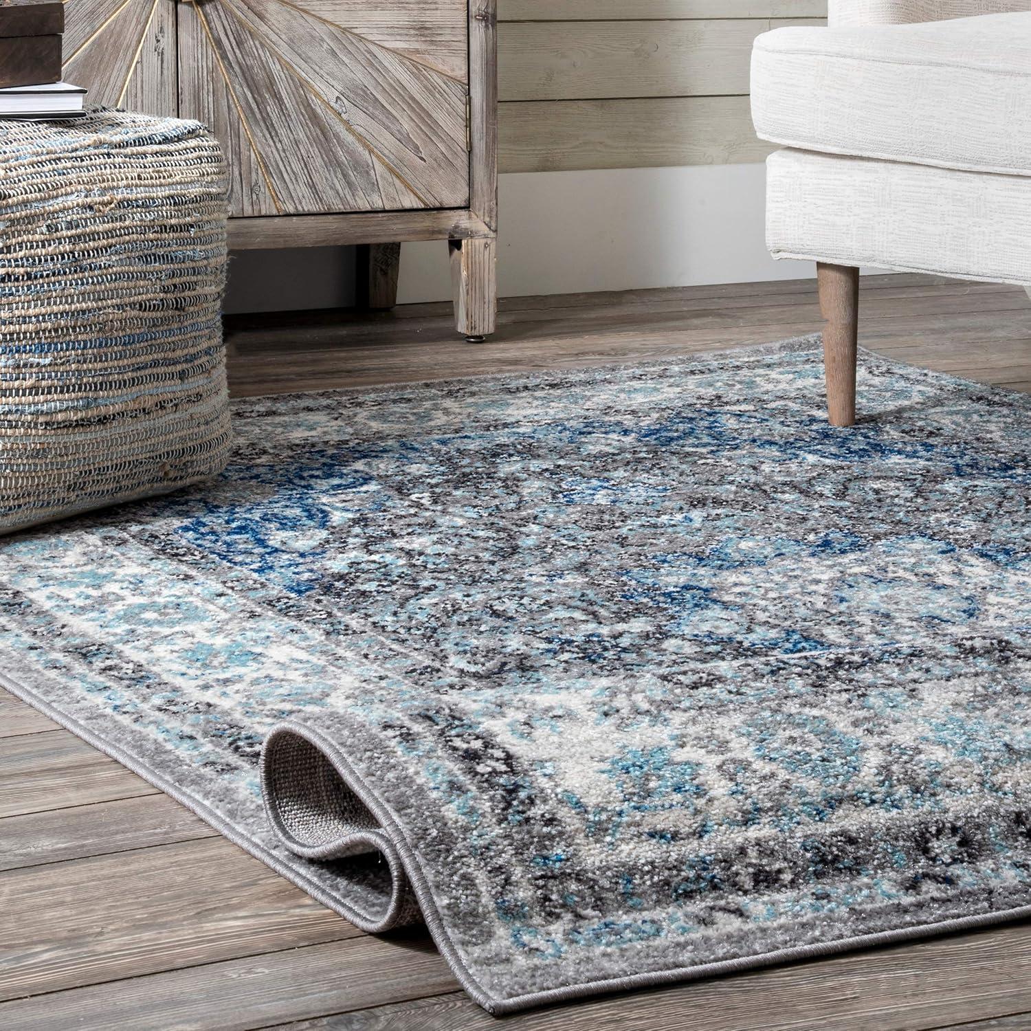 Reversible Dark Gray Synthetic 4'x6' Persian-Inspired Area Rug