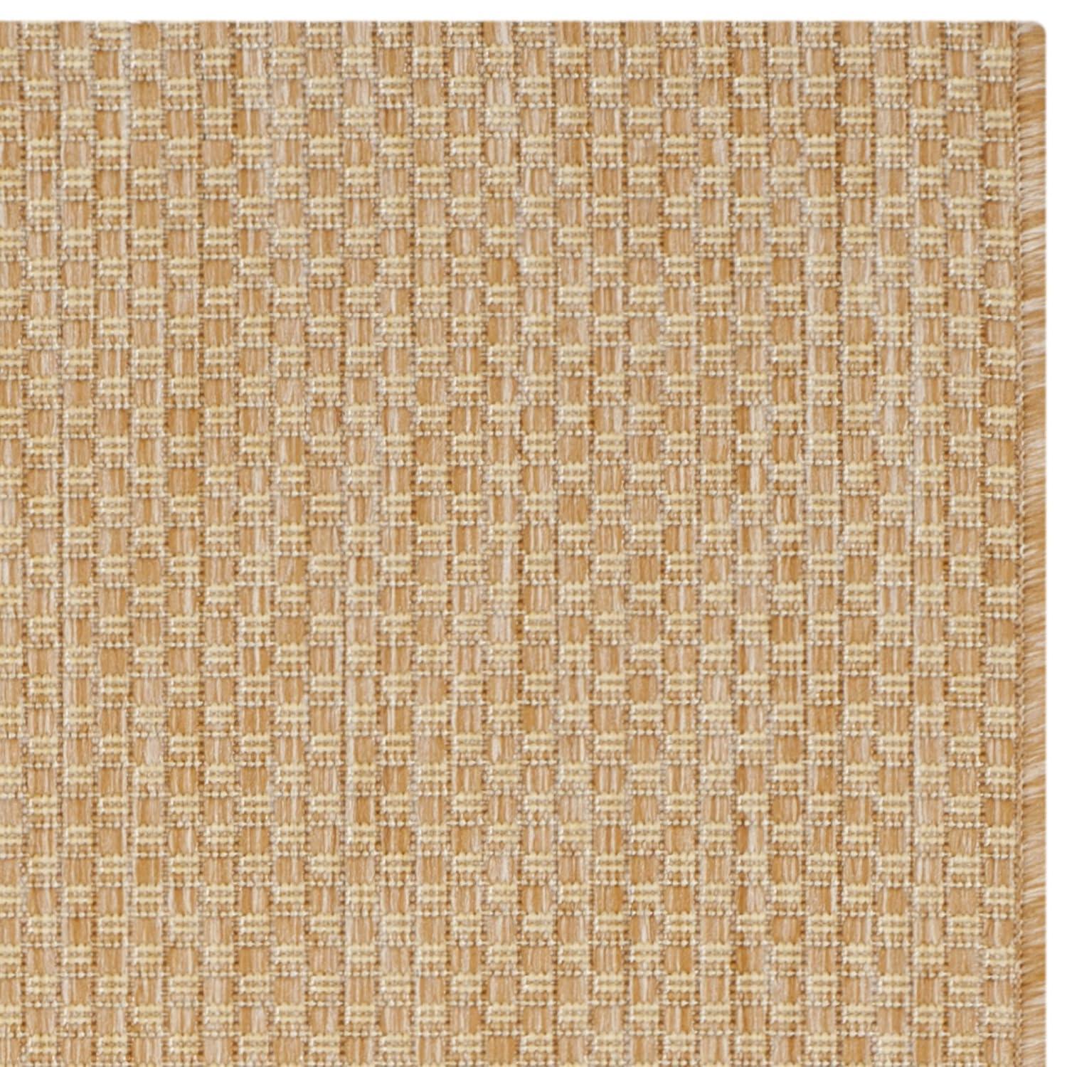 SAFAVIEH Courtyard Finnian Solid Dotted Indoor/Outdoor Area Rug, 6'7" x 9'6", Natural/Cream