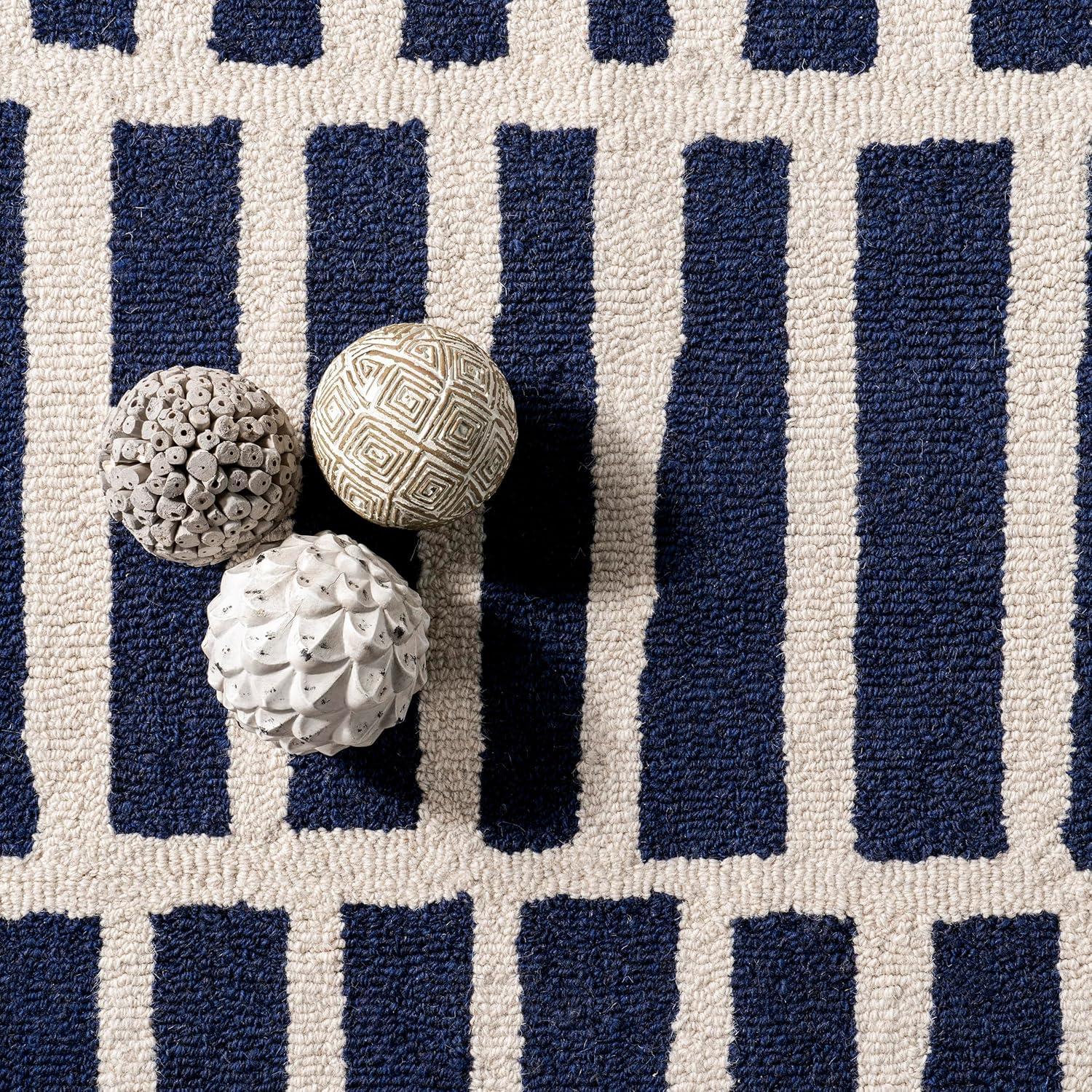 Nuloom Lemuel Geometric 8x10 Wool Indoor Area Rug for Living Room Bedroom Dining Room Kitchen, Navy/Ivory