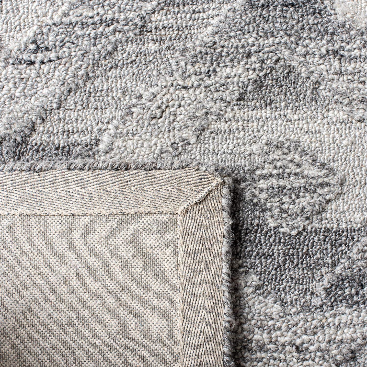 Abstract ABT635 Hand Tufted Area Rug - Grey - 6'x9' - Safavieh.
