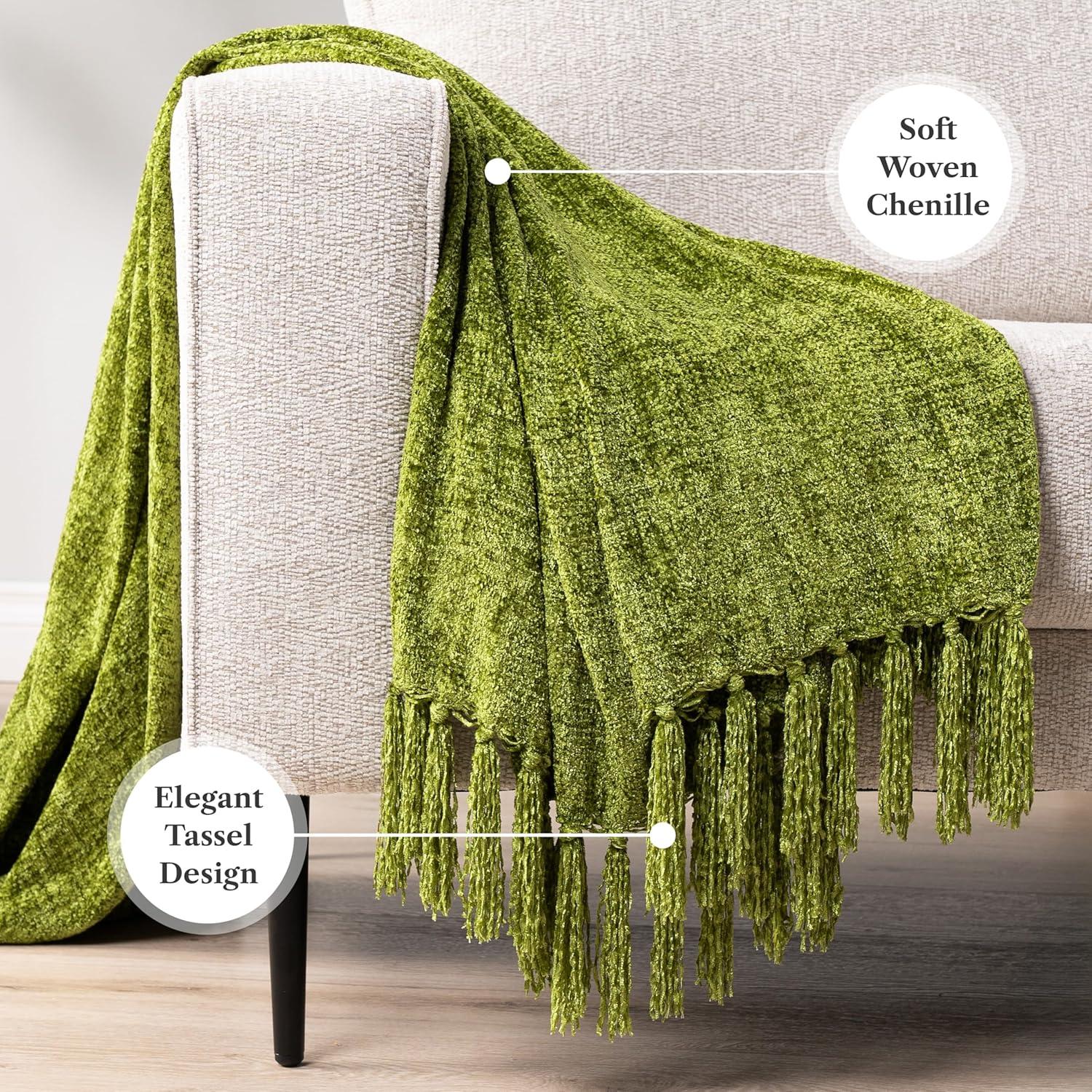 Pavilia Throw Blanket