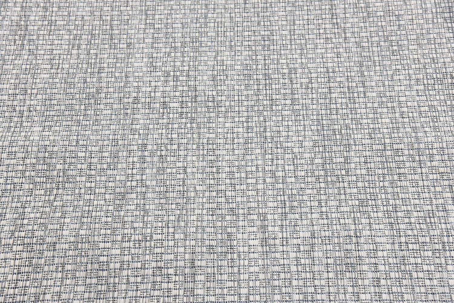 Unique Loom Outdoor Solid Collection Area Rug (4' 1" x 6' 1" Rectangle Light Gray/Ivory)