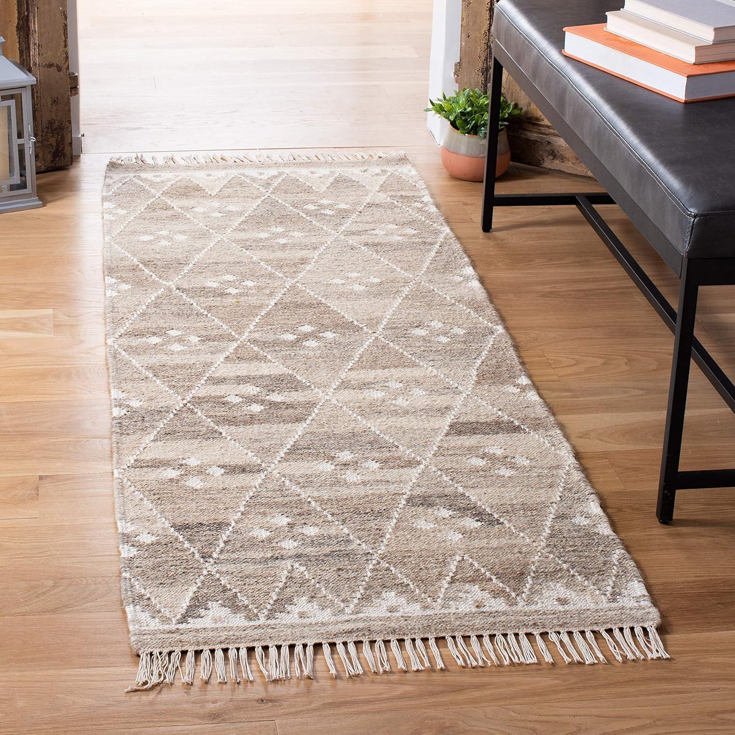 Natural Kilim NKM316 Hand Woven Runner Rug - Natural/Ivory - 2'3"x6' - Safavieh.
