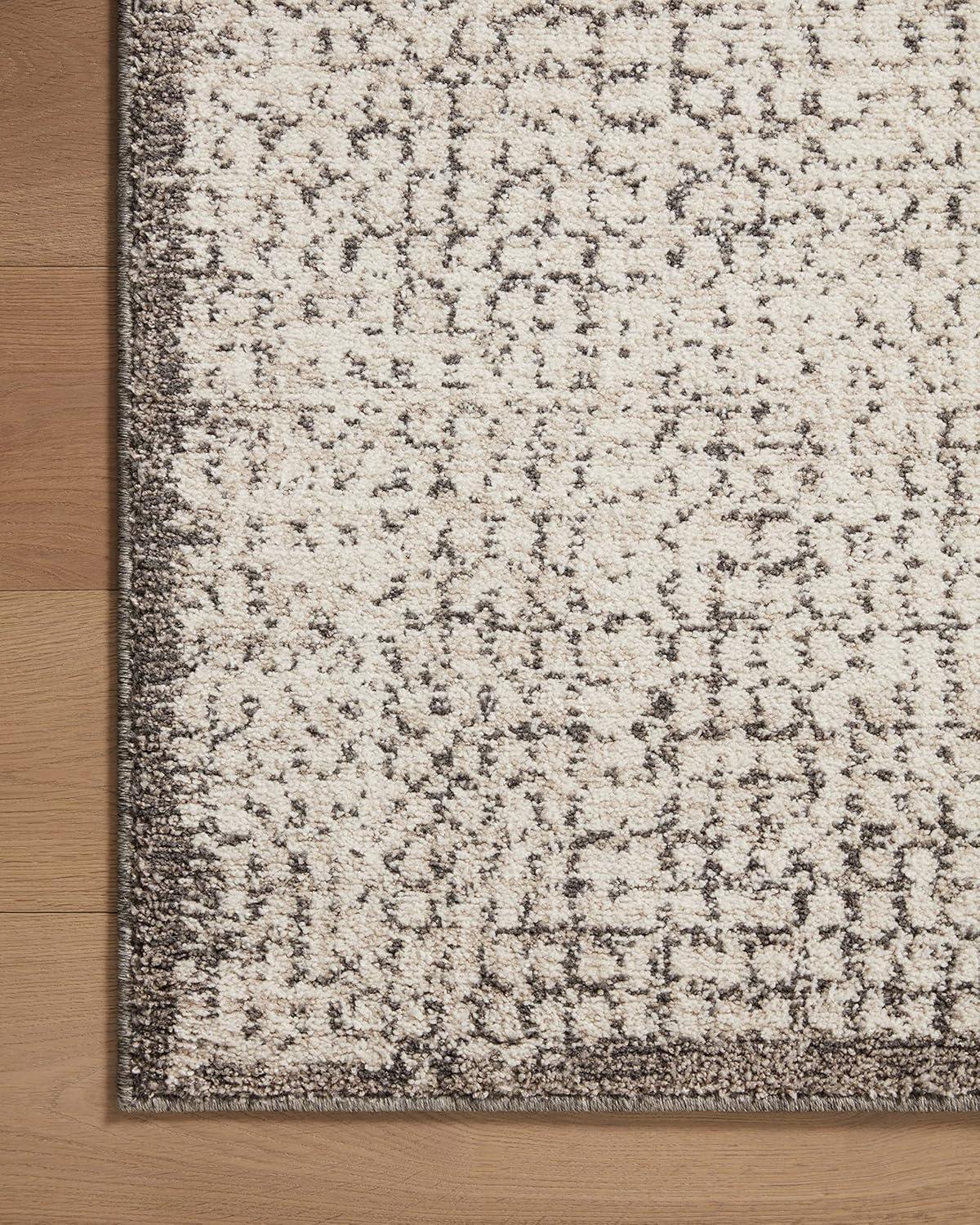 Loloi II Darby Ivory / Stone 2'-7" x 4' Accent Rug