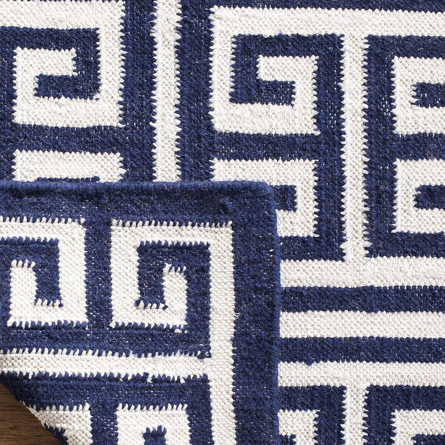Dhurries DHU626 Hand Woven Flat Weave Accent Rug Navy / Ivory 2'-6" X 4' - Safavieh.