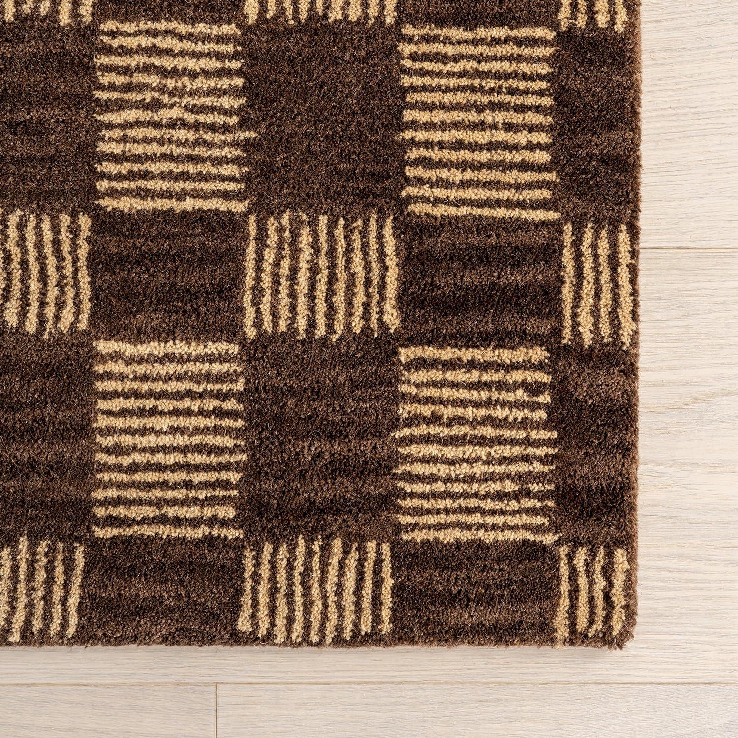 Nuloom Quince Checkered Wool Area Rug, 4' x 6', Brown