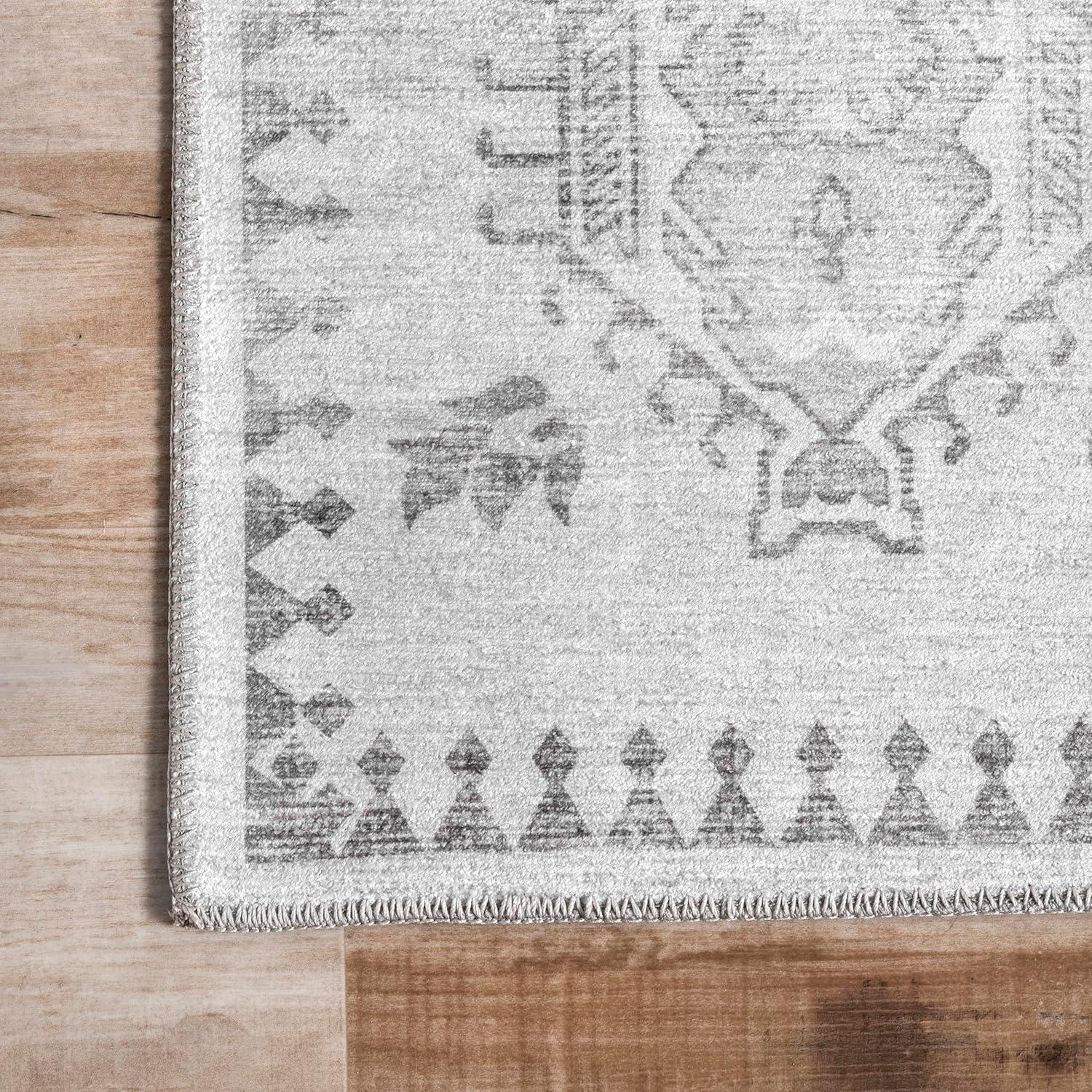 Nuloom Krystin Distressed Pet Friendly Machine Washable Area Rug, 5' x 8', Light Grey