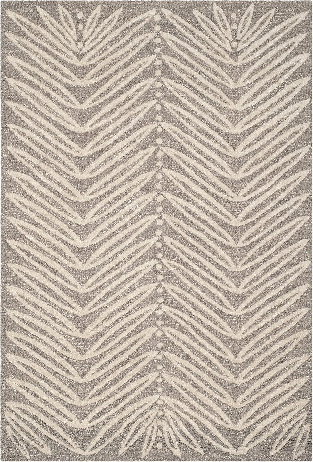 Chevron Leaves Beige and White Wool Viscose 4' x 6' Rug