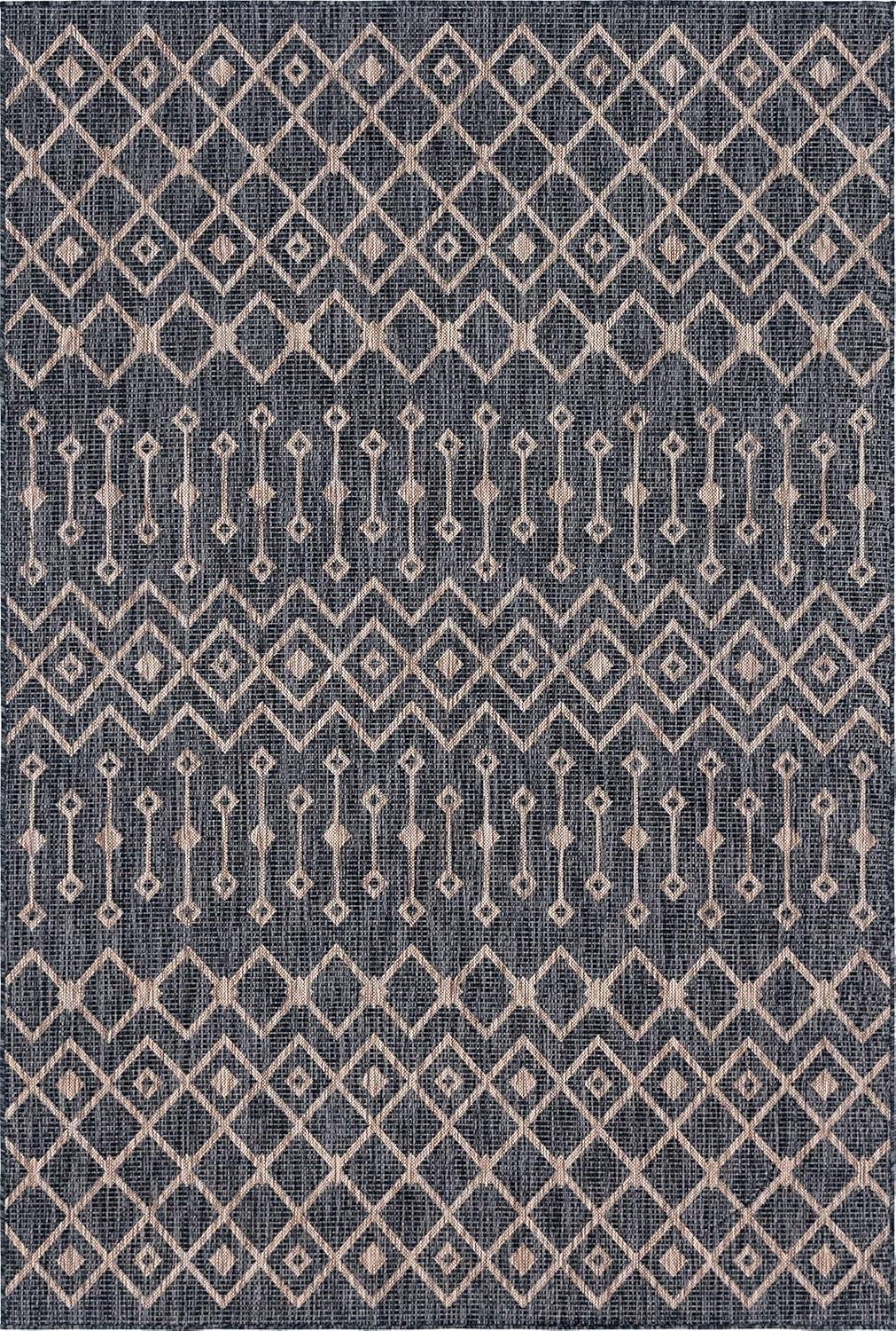 Charcoal Gray Trellis 6' x 9' Synthetic Outdoor Rug