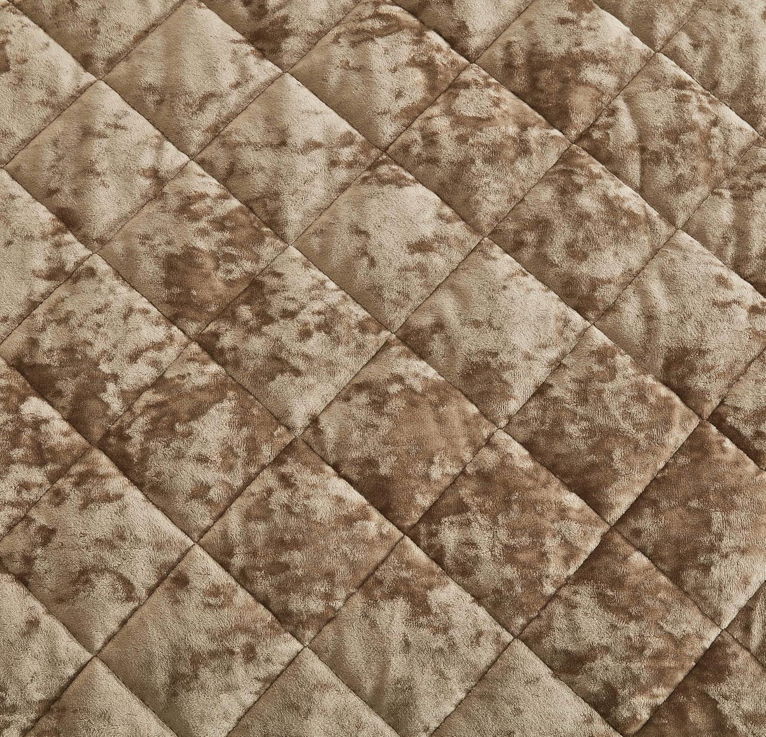 Velvet Quilt Set