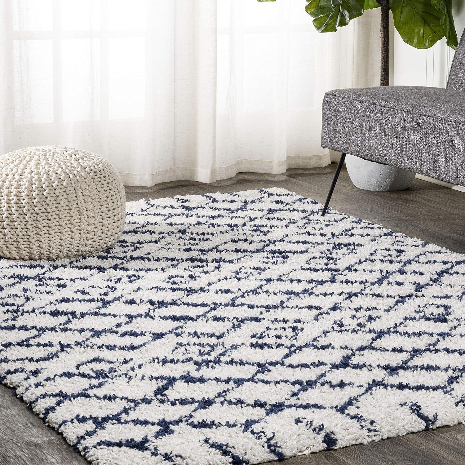 4'x6' Sineu Moroccan Diamond Shag Area Rug, Beige/Navy - JONATHAN Y