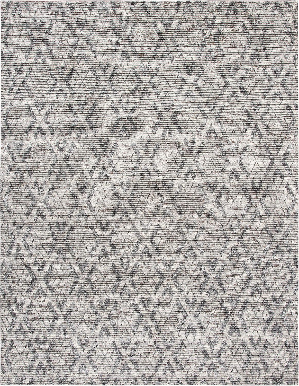 Tibetan TIB606 Hand Knotted Area Rug  - Safavieh