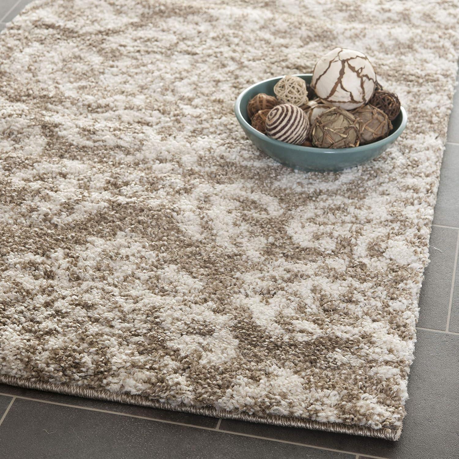 Florida Shag SG460 Power Loomed Indoor Accent Rug - Beige/Cream - 2'3"x4' - Safavieh