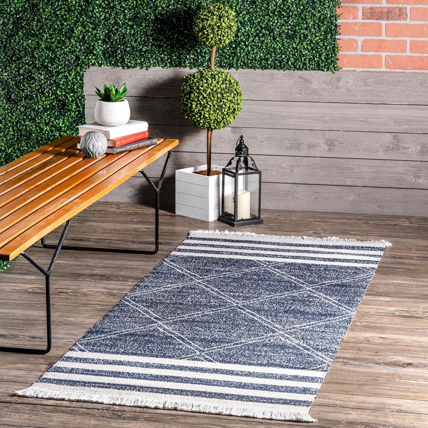 Nuloom Roberge Coastal Indoor/Outdoor Area Rug