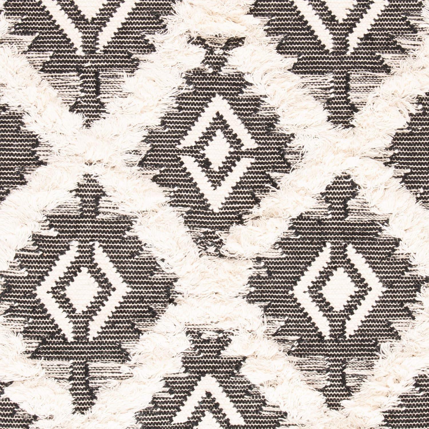 Foundry Select Cedarvale Kenya Hand Knotted Wool/Cotton Southwestern Rug in Ivory/Black