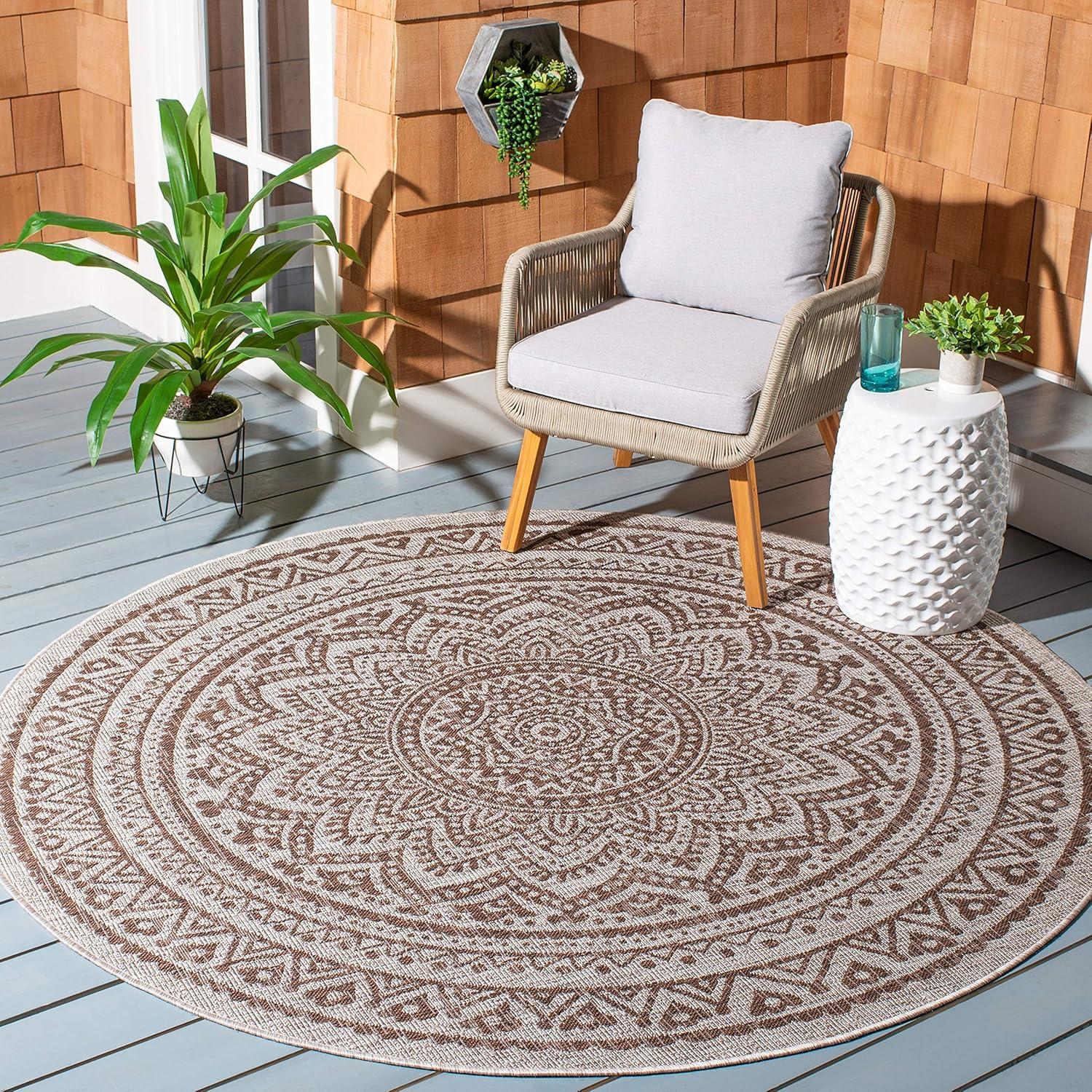 Light Beige and Brown Round Synthetic Indoor/Outdoor Rug