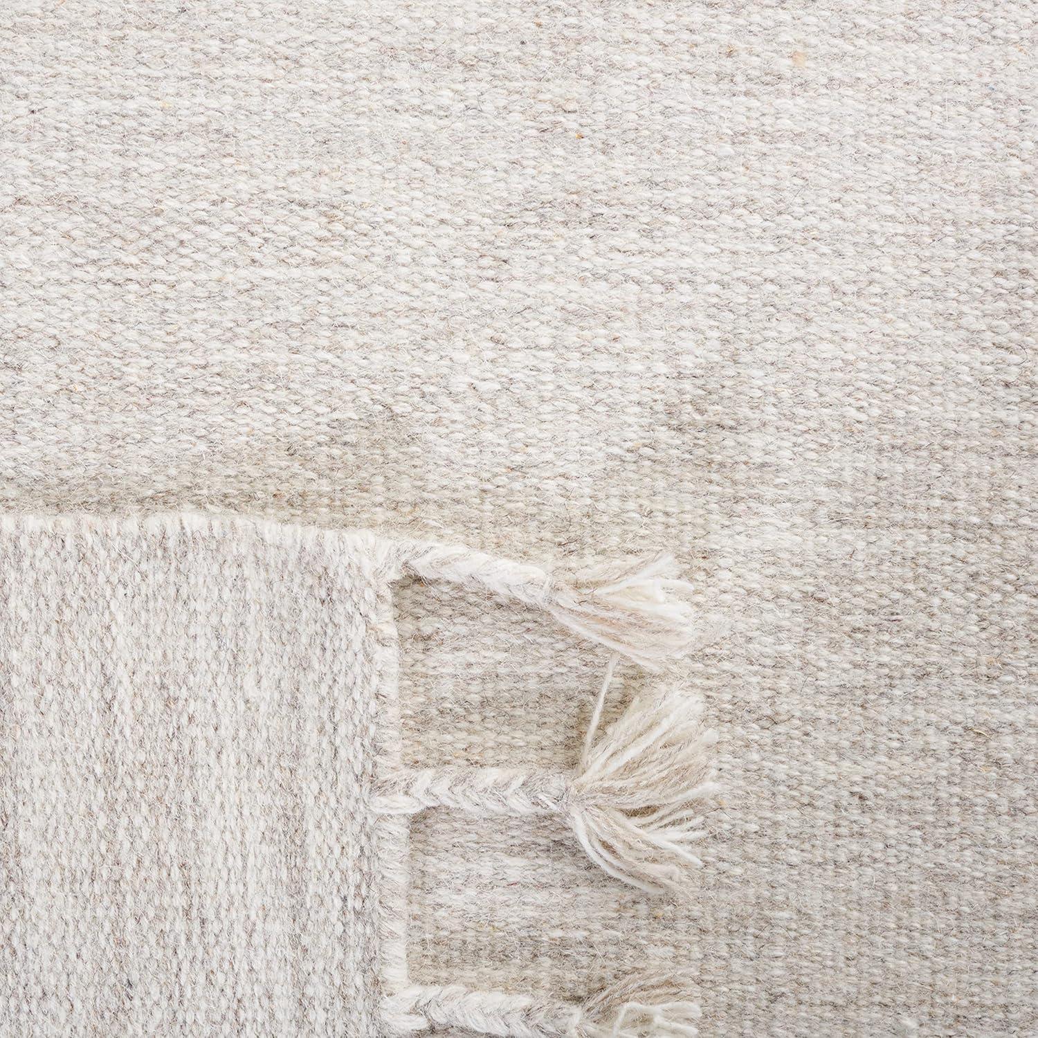 Dhurries DHU801 Hand Loomed Area Rug - Beige - 4'x6' - Safavieh.
