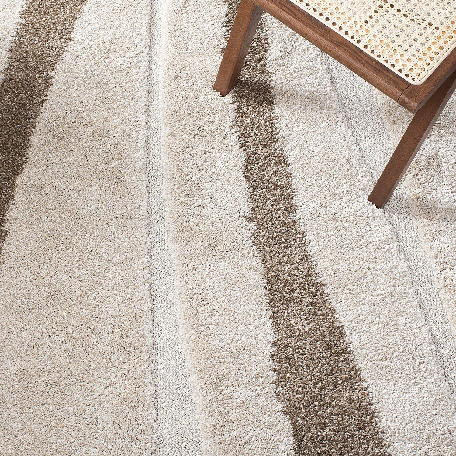 Florida Shag SG451 Power Loomed Indoor Area Rug - Cream/Dark Brown - 4'x6' - Safavieh.