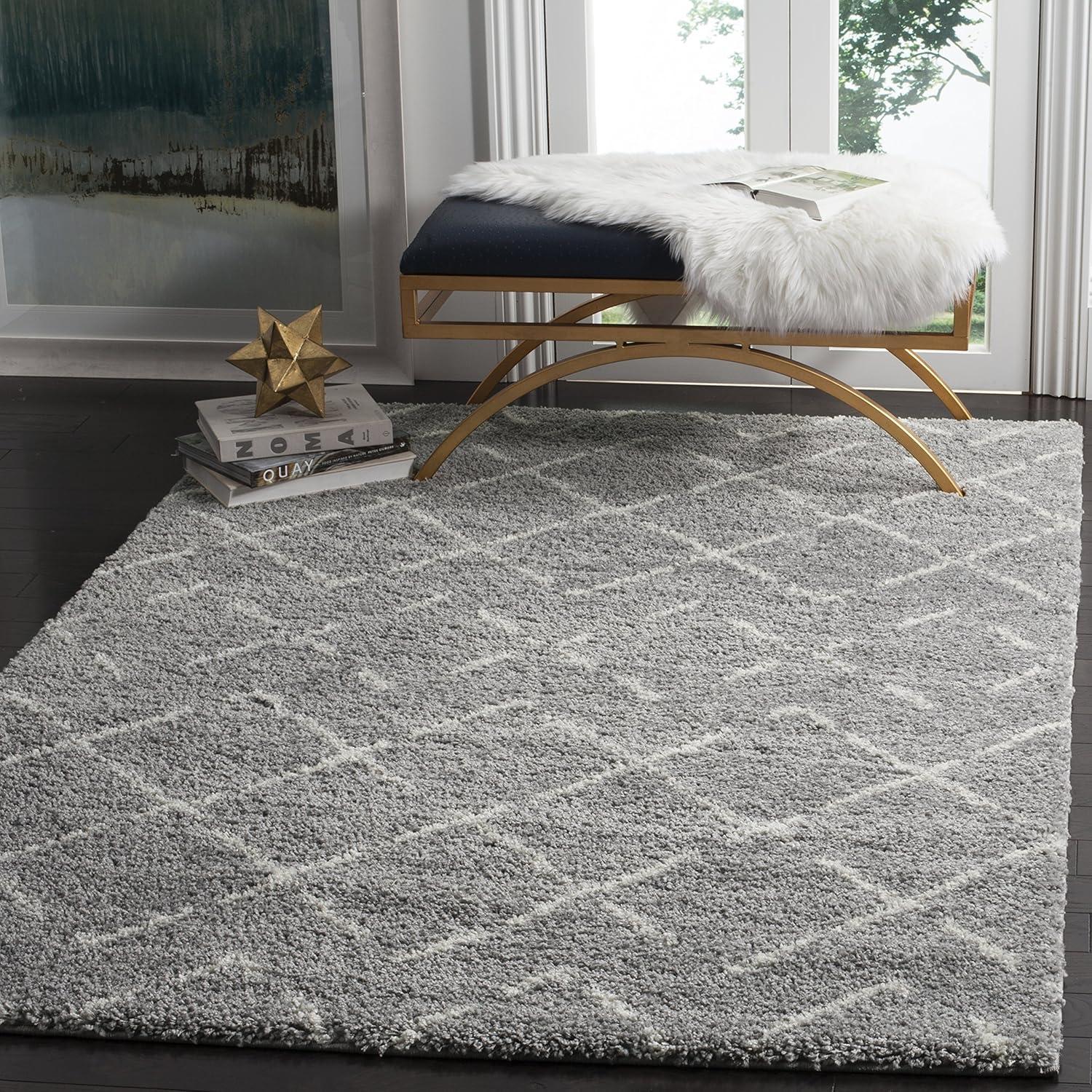 Arizona Shag ASG743 Power Loomed Indoor Area Rug - Grey/Ivory - 4'x6' - Safavieh